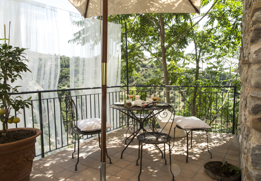 Breakfast at The Bergamot, Tursi
